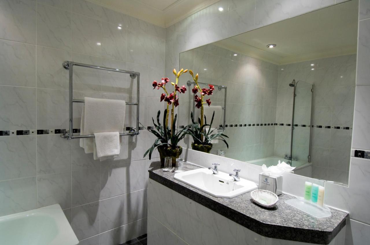 Miskin Manor Hotel Hensol Dış mekan fotoğraf
