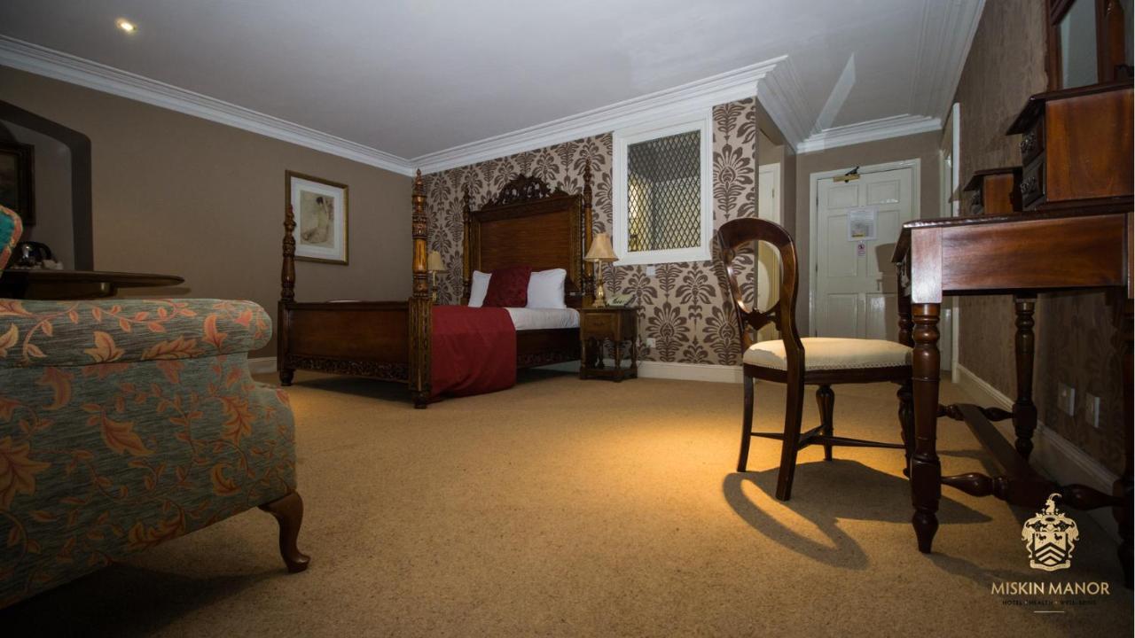 Miskin Manor Hotel Hensol Dış mekan fotoğraf